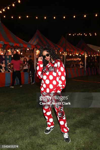 H.E.R. attends the Levi's Brand Presents Neon Carnival with Bondi