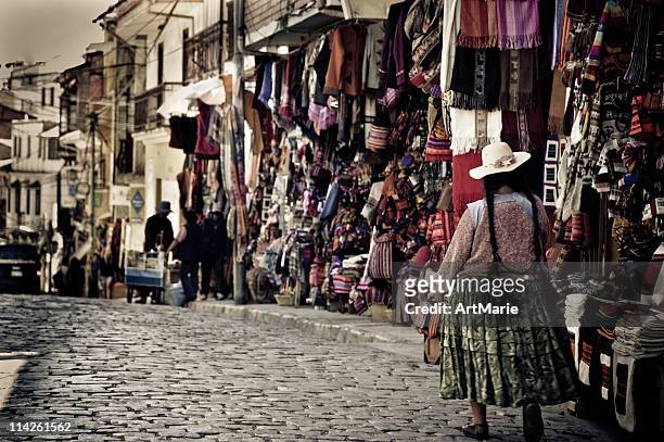 la paz street, bolívia - la paz - bolivia imagens e fotografias de stock