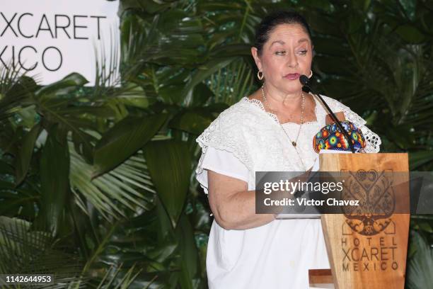 Mexican actress Angelica Aragon speaks on stage and receives the Xcaret award at Hotel Xcaret on May 10, 2019 in Playa del Carmen, Mexico.