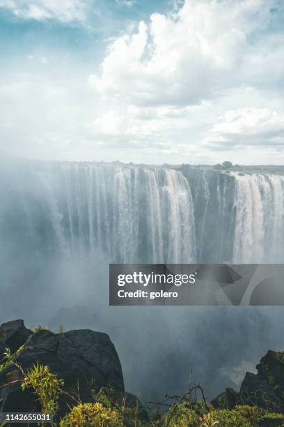 poderosas cataratas vitória - victoria falls - fotografias e filmes do acervo