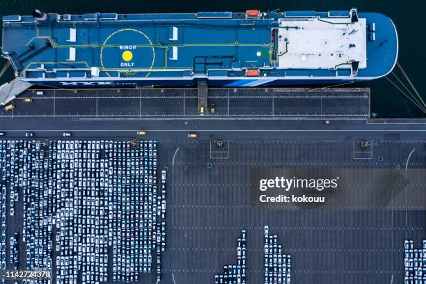 luftaufnahme des parkplatzes - sydney ferry stock-fotos und bilder