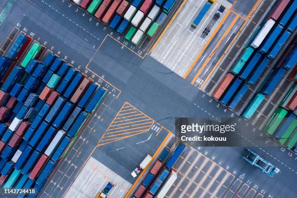 harbor colorful containers - container stock pictures, royalty-free photos & images