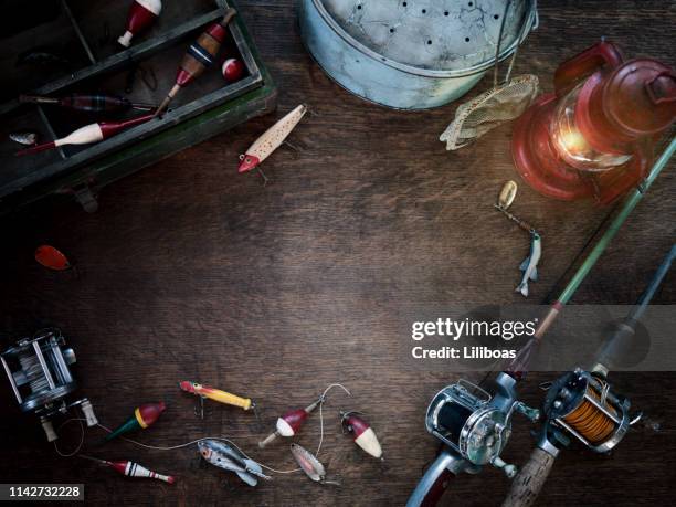 vintage vissen achtergrond - tackle stockfoto's en -beelden