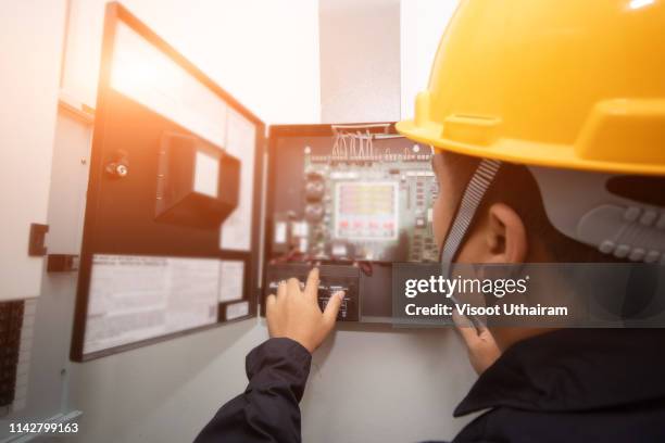 electrical and instrument technician are maintenance electrical system - computer repair background stock pictures, royalty-free photos & images