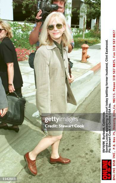 Burbank, California. Sondra Locke appearing in court today battling with former husband Clint Eastwood.