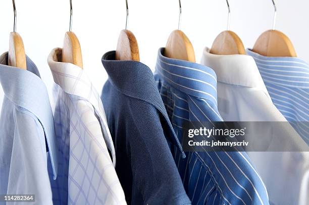 shirt rack... - dry cleaning stockfoto's en -beelden