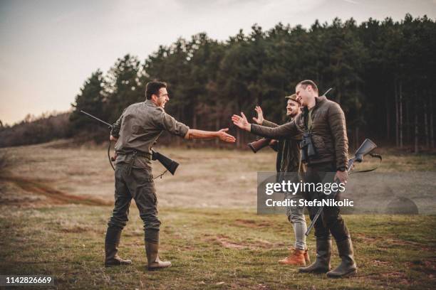 Hunters Arguing Hunters Talking Photos and Premium High Res Pictures - Getty Images