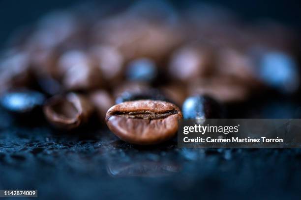 do you need to quit caffeine? - arabica coffee drink stock pictures, royalty-free photos & images