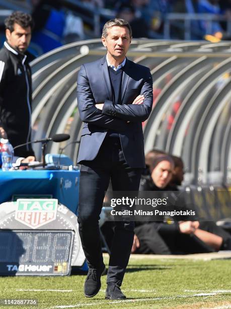 Head coach Remi Garde of the Montreal Impact looks on from the sidelines against the Columbus Crew at Saputo Stadium on April 13, 2019 in Montreal,...