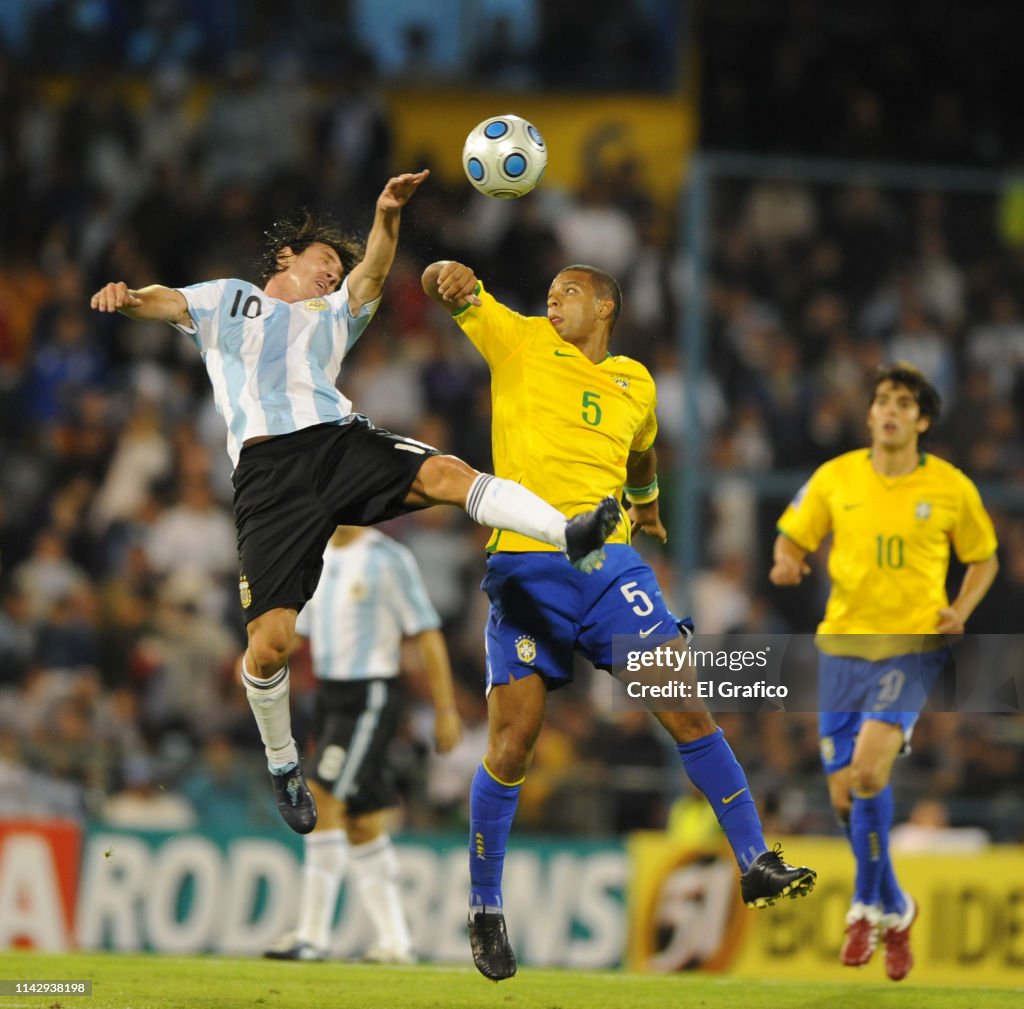 Lionel Messi - El Gráfico Archive