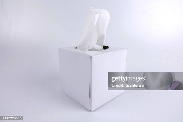 Using Tissues Using Tissues Photos and Premium High Res Pictures - Getty Images