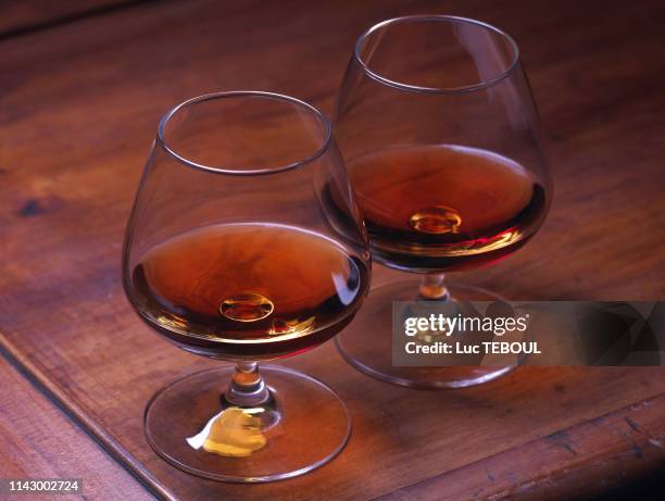 cognac - cognac 個照片及圖片檔