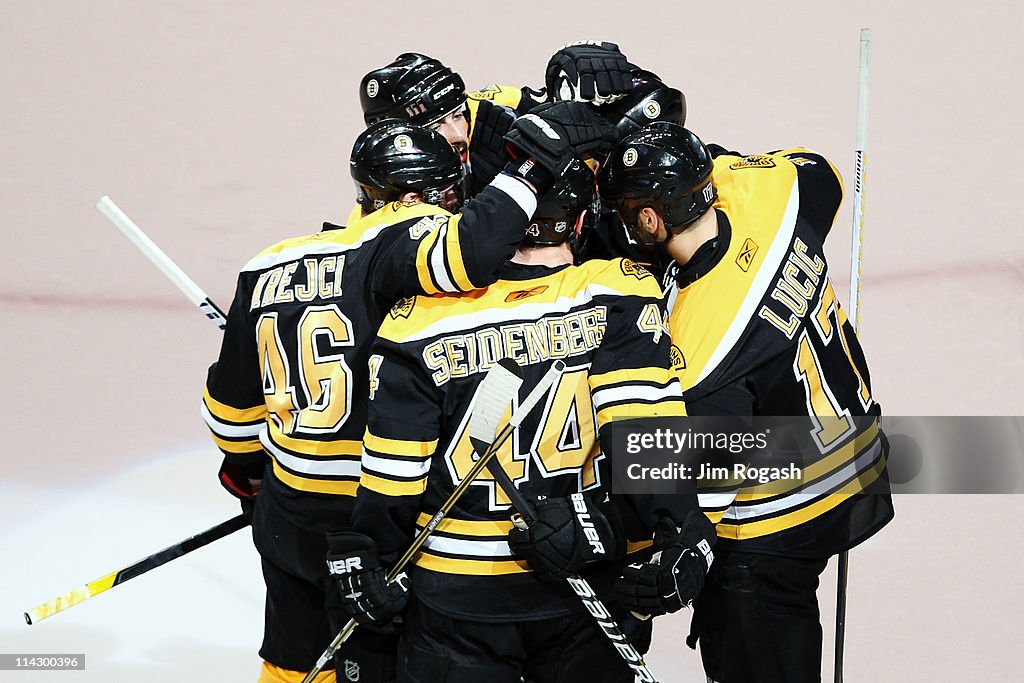 Tampa Bay Lightning v Boston Bruins - Game Two