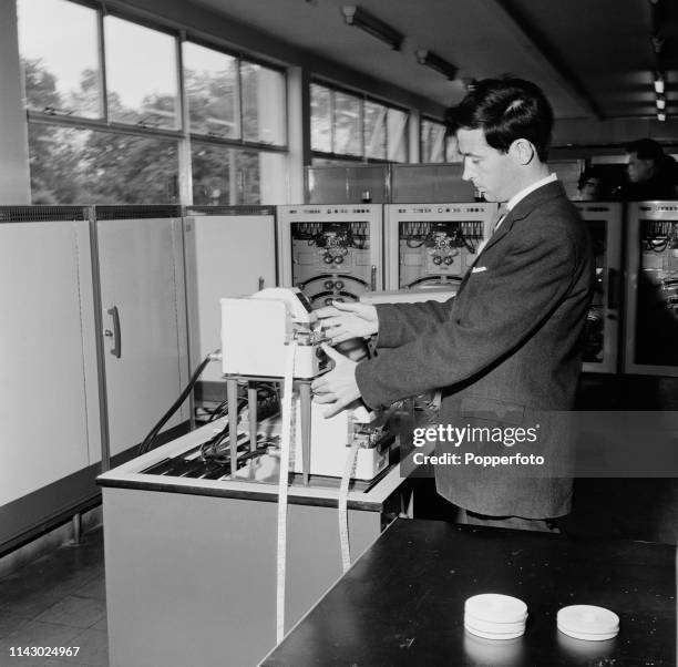 Mainframe Building Photos and Premium High Res Pictures - Getty Images