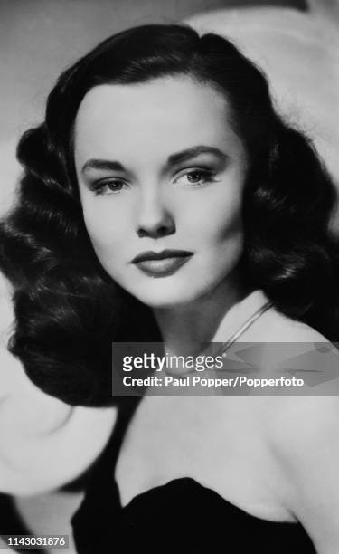 Wanda Hendrix , American film and television actress, circa 1949. Hendrix was performing in her local amateur theatre when she was spotted by a...