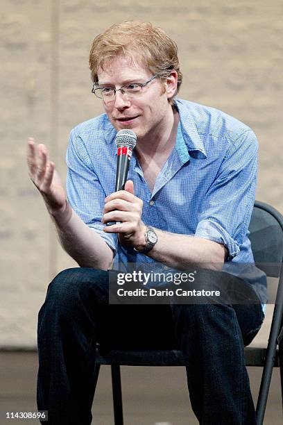 Anthony Rapp Fiance 22 Friends In Deed Aids And The Rent Connection With Cynthia Oneal ...