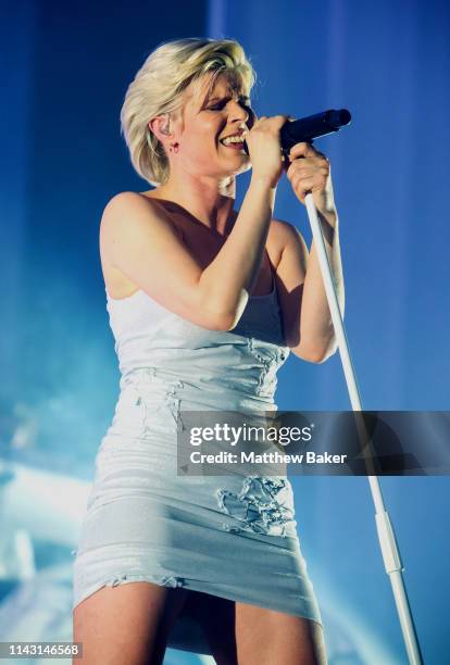 Robyn British Singer Robyn London Photos and Premium High Res Pictures - Getty Images