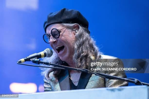 Ed Roland Singer 1,572 Collective Soul Photos Stock Photos, High-Res Pictures, and ...