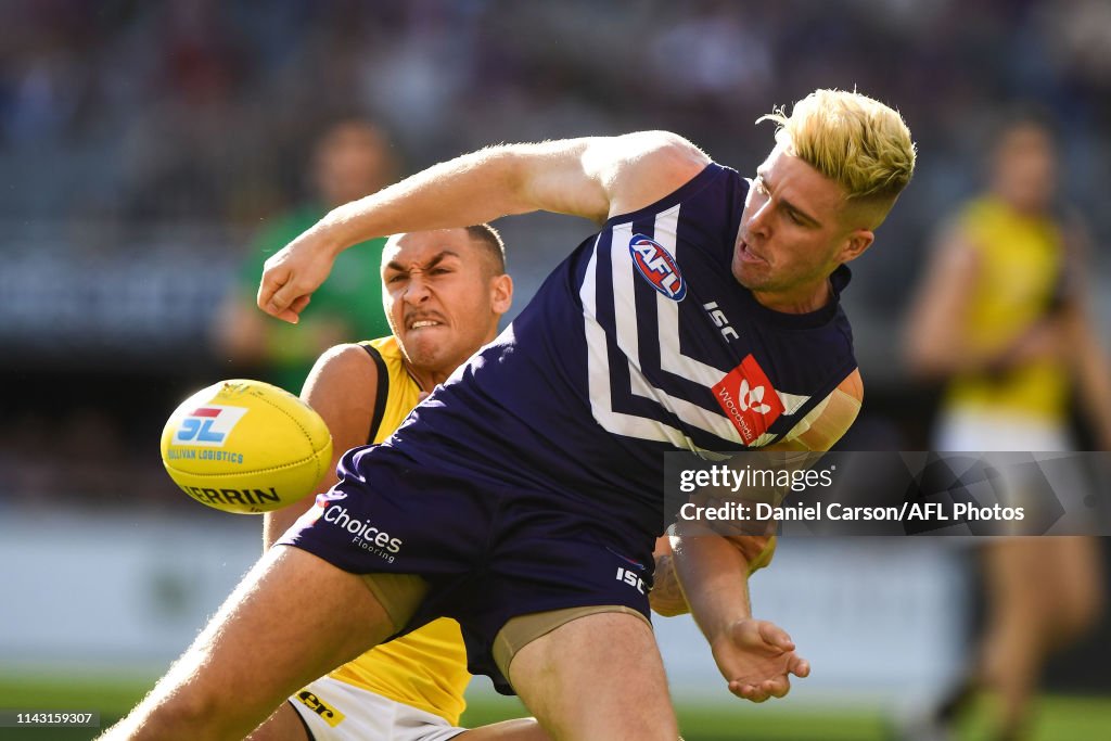 AFL Rd 8 - Fremantle v Richmond