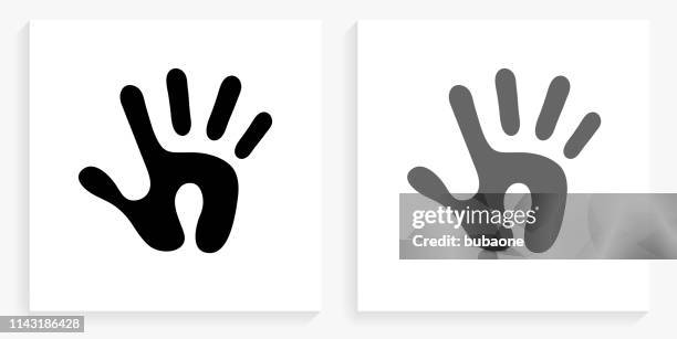 ilustraciones, imágenes clip art, dibujos animados e iconos de stock de impresión humana icono cuadrado blanco y negro - huella de mano