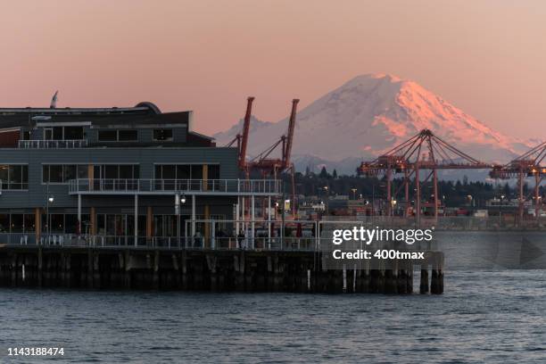 seattle - waterfront dining stock pictures, royalty-free photos & images
