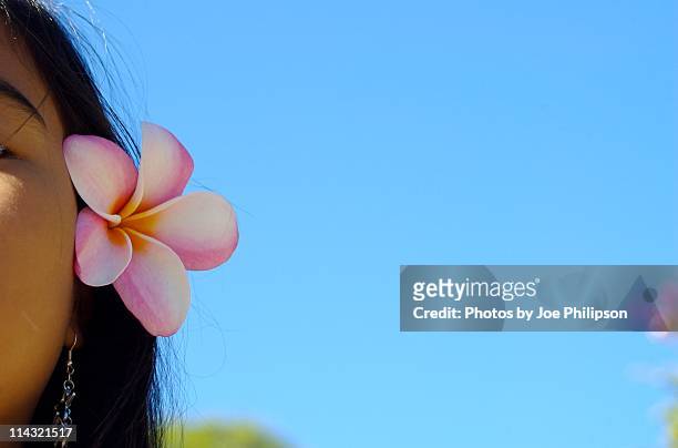 one young hawaiian (wahine) woman - honolulu culture stock pictures, royalty-free photos & images