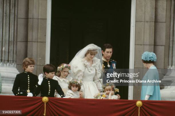 The Royal Family on the balcony of Buckingham Palace to celebrate the wedding of Prince Charles and Diana, Princess Of Wales, London, UK, 29th July...