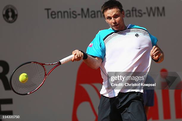 Robin Soederling of Sweden plays a forehand during the match between Maximo Gonzalez of Argentina and Robin Soederling of Sweden in the red group...