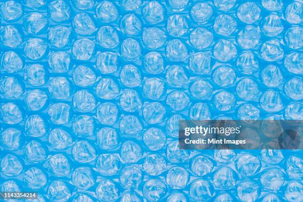 Bubble Wrap Wallpaper Photos and Premium High Res Pictures - Getty Images