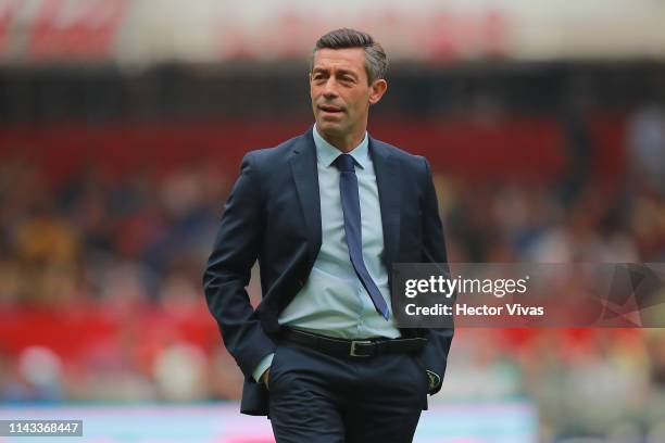 Pedro Caixinha, Head Coach of Cruz Azul looks on during the quarterfinals second leg match between Cruz Azul and America as part of the Torneo...