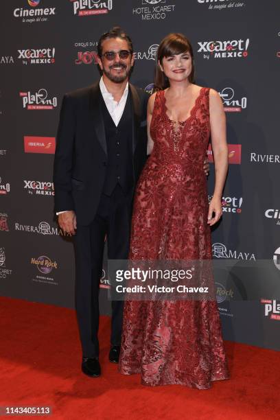 Fabian Mazzei and Araceli Gonzalez attend the red carpet of the Premios Platino 2019 at Occidental Xcaret Hotel on May 12, 2019 in Playa del Carmen,...