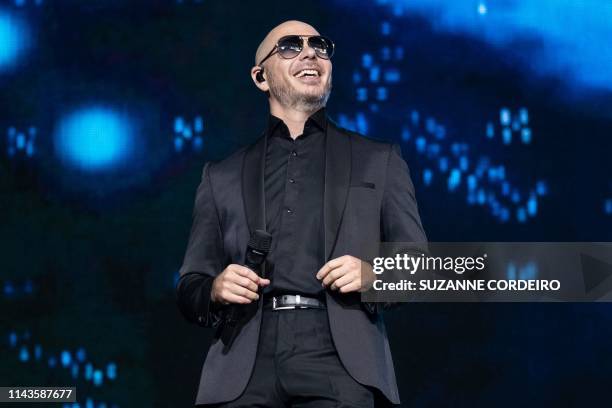 Pitbull Rapper Rapping 1,660 Pitbull Rapper Pictures Stock Photos, High-Res Pictures, and ...