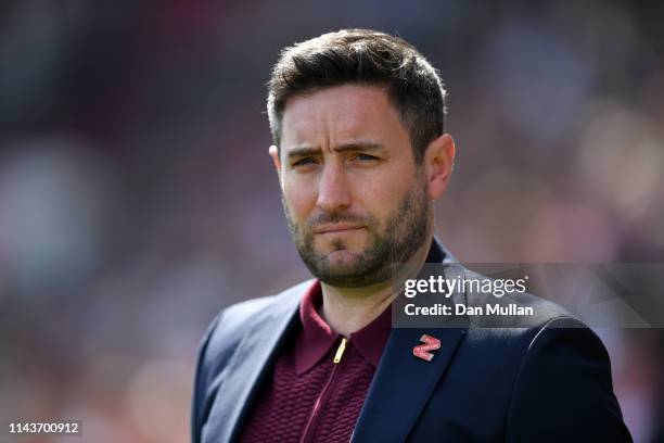 Lee Johnson, Manager of Bristol City looks on prior to the Sky Bet Championship match between Bristol City and Reading at Ashton Gate on April 19,...