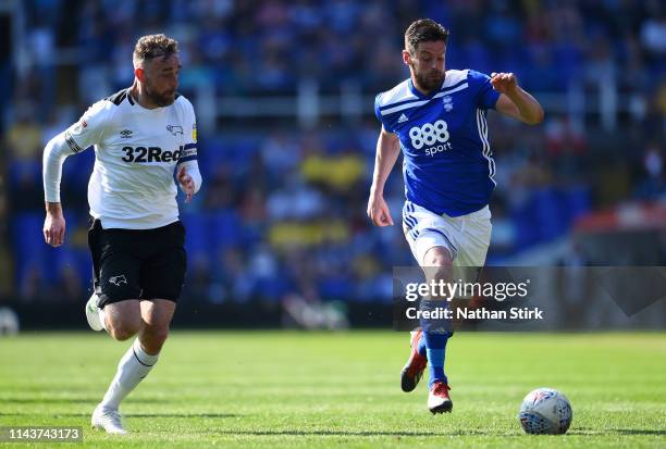 Lukas Jutkiewicz of Bormingham City battles for possession with Richard Keogh of Derby County during the Sky Bet Championship match between...