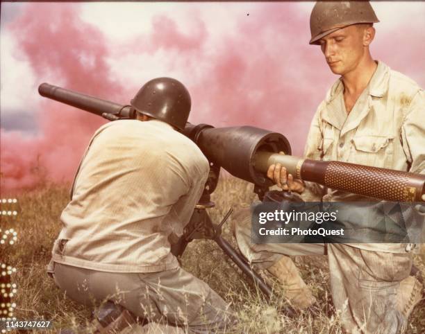 Recocolise Rifle Recoilless Rifle Photos and Premium High Res Pictures - Getty Images