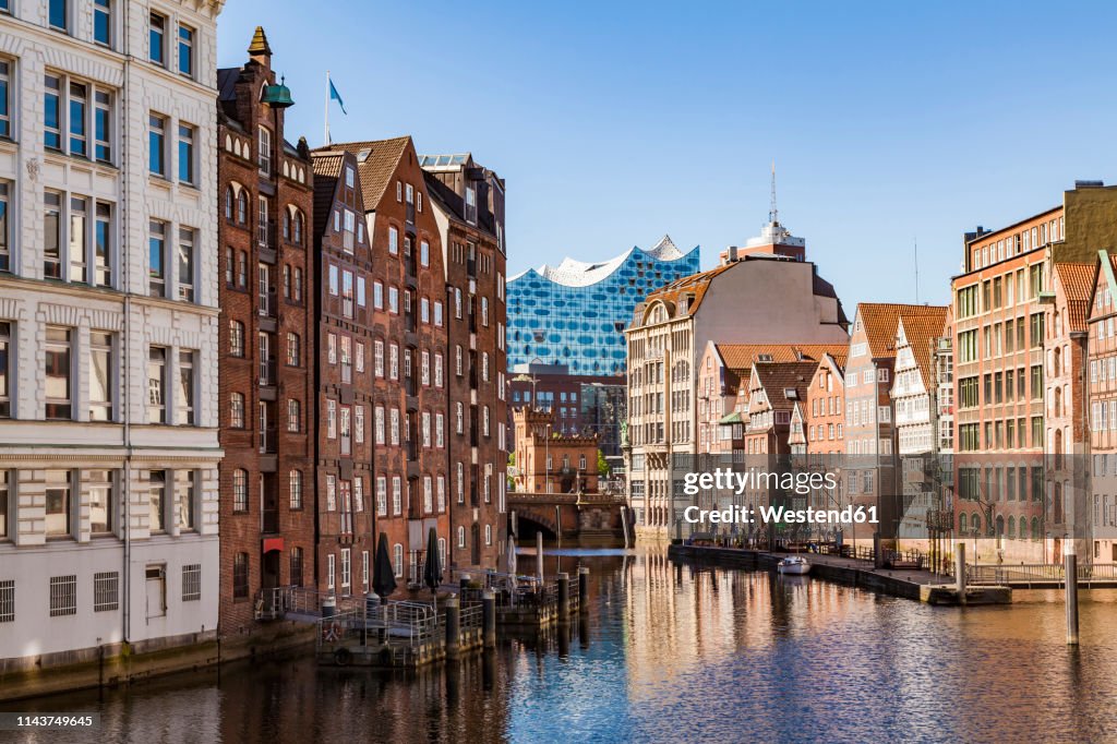 Germany, Hamburg, Old Town, Town houses at Nikolai Fleet