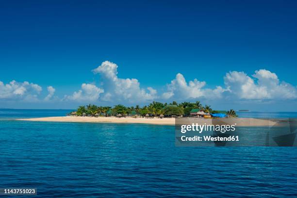 fiji, mamanuca islands, bounty island - fiji hut stock pictures, royalty-free photos & images