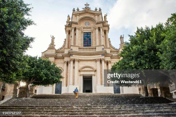 italy, sicily, modica, church san giovanni - modica sicily stock pictures, royalty-free photos & images