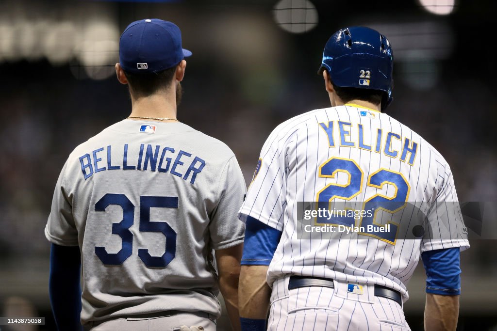 Los Angeles Dodgers v Milwaukee Brewers
