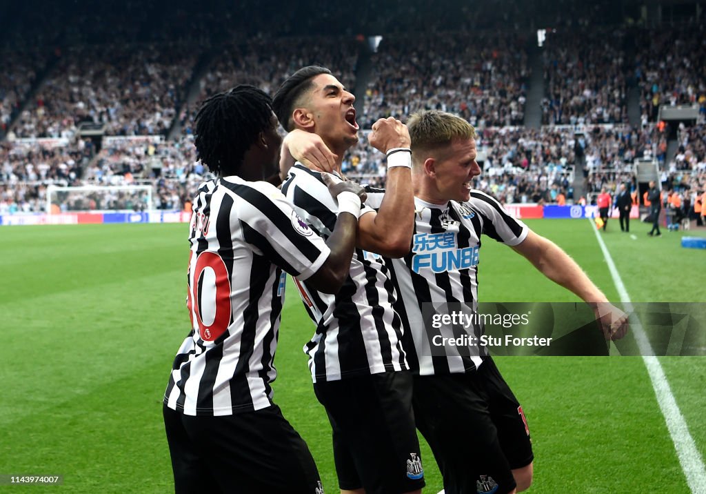 Newcastle United v Southampton FC - Premier League