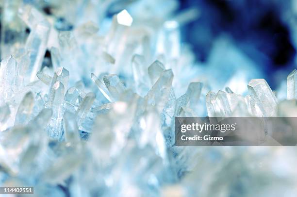 quartz crystal - quartz stock pictures, royalty-free photos & images