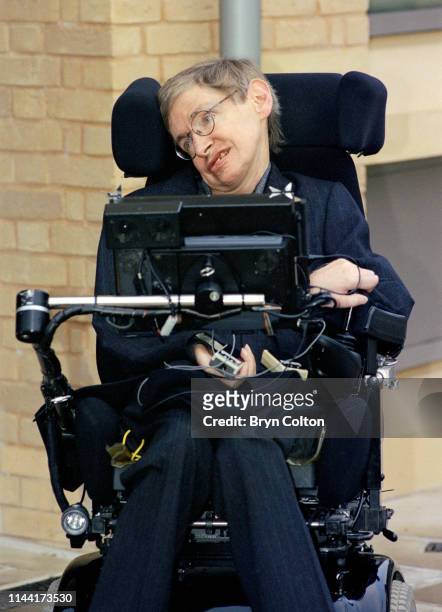 Professor Stephen Hawking during his 60th birthday celebrations at Cambridge University, Cambridge, Cambridgeshire, U.K., Friday 11th January 2002.
