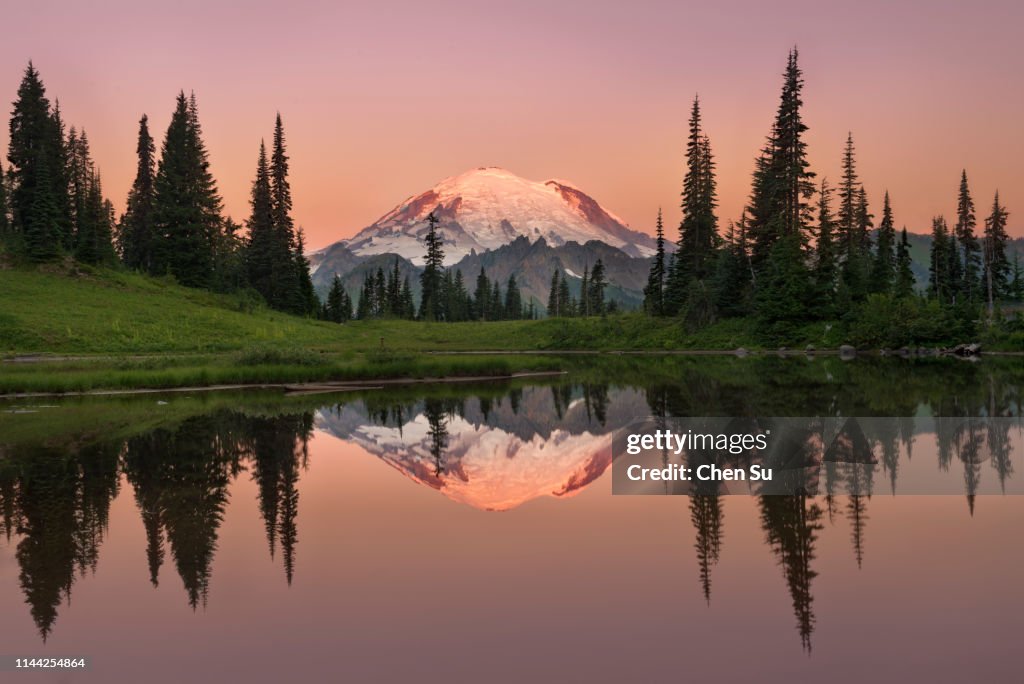 Tipsoo Lake Sunrise