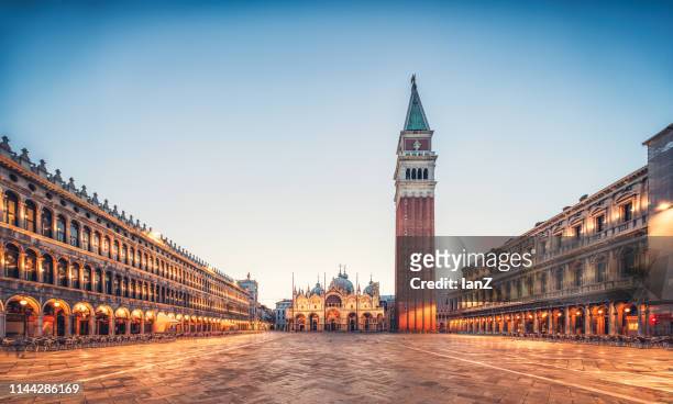 st marks square and st. mark's basilica in the early morning,venice,italy - venice italy stock pictures, royalty-free photos & images