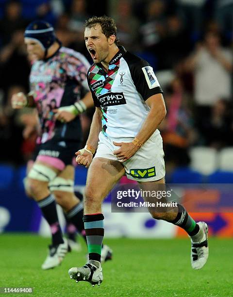 Nick Evans of Harlequins celebrates kicking the winning points during the Amlin Challenge Cup Final match between Harlequins and Stade Francais at...