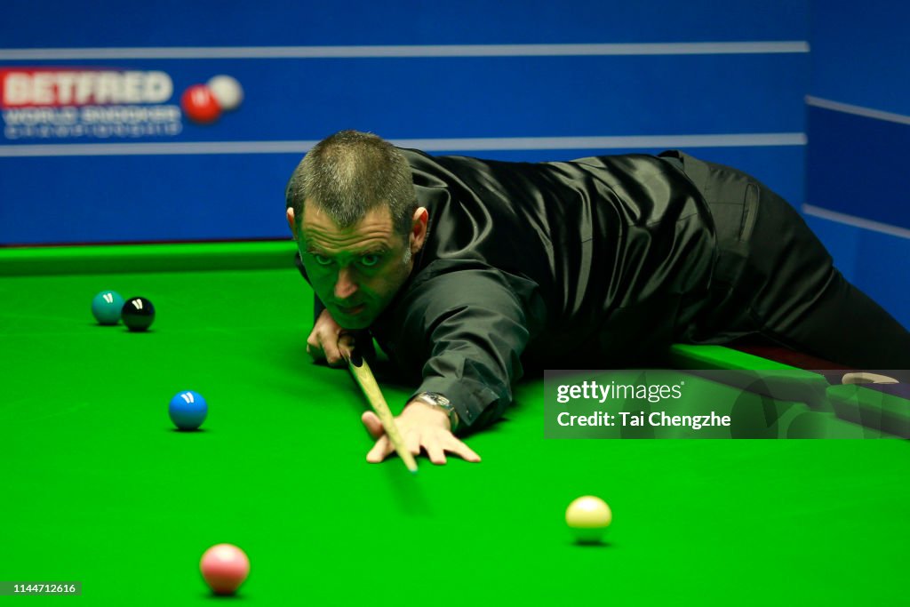 2019 Betfred World Snooker Championship - Day 4