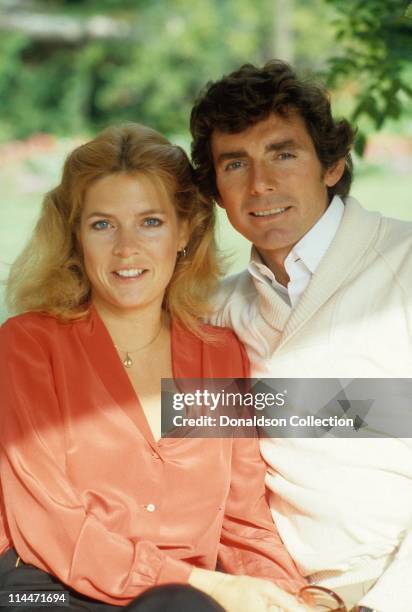 Actress Meredith Baxter and actor David Birney pose for a portrait in circa 1985 in Los Angeles, California.