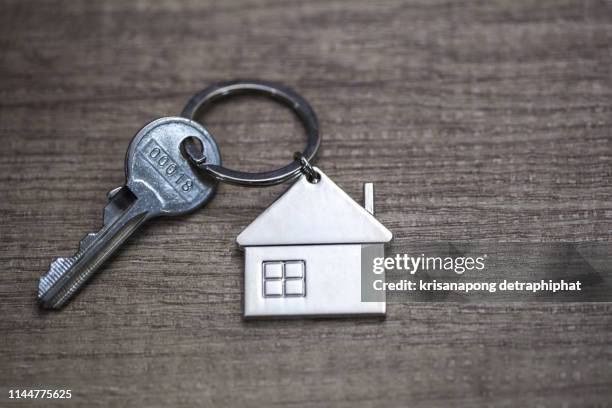Patterned House Key House Shaped Key Photos and Premium High Res Pictures - Getty Images
