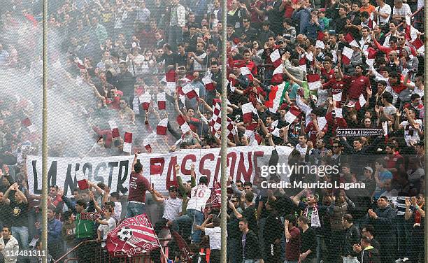 Reggina fans show their support during the Serie B match between Reggina Calcio and Ascoli Calcio at Stadio Oreste Granillo on May 21, 2011 in Reggio...