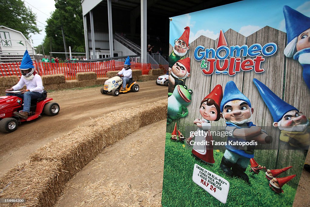 "Gnomeo & Juliet" Mow-down Showdown - Hilarious Lawnmower Race Celebrates Film's May 24th Blu-ray Disc & DVD Release
